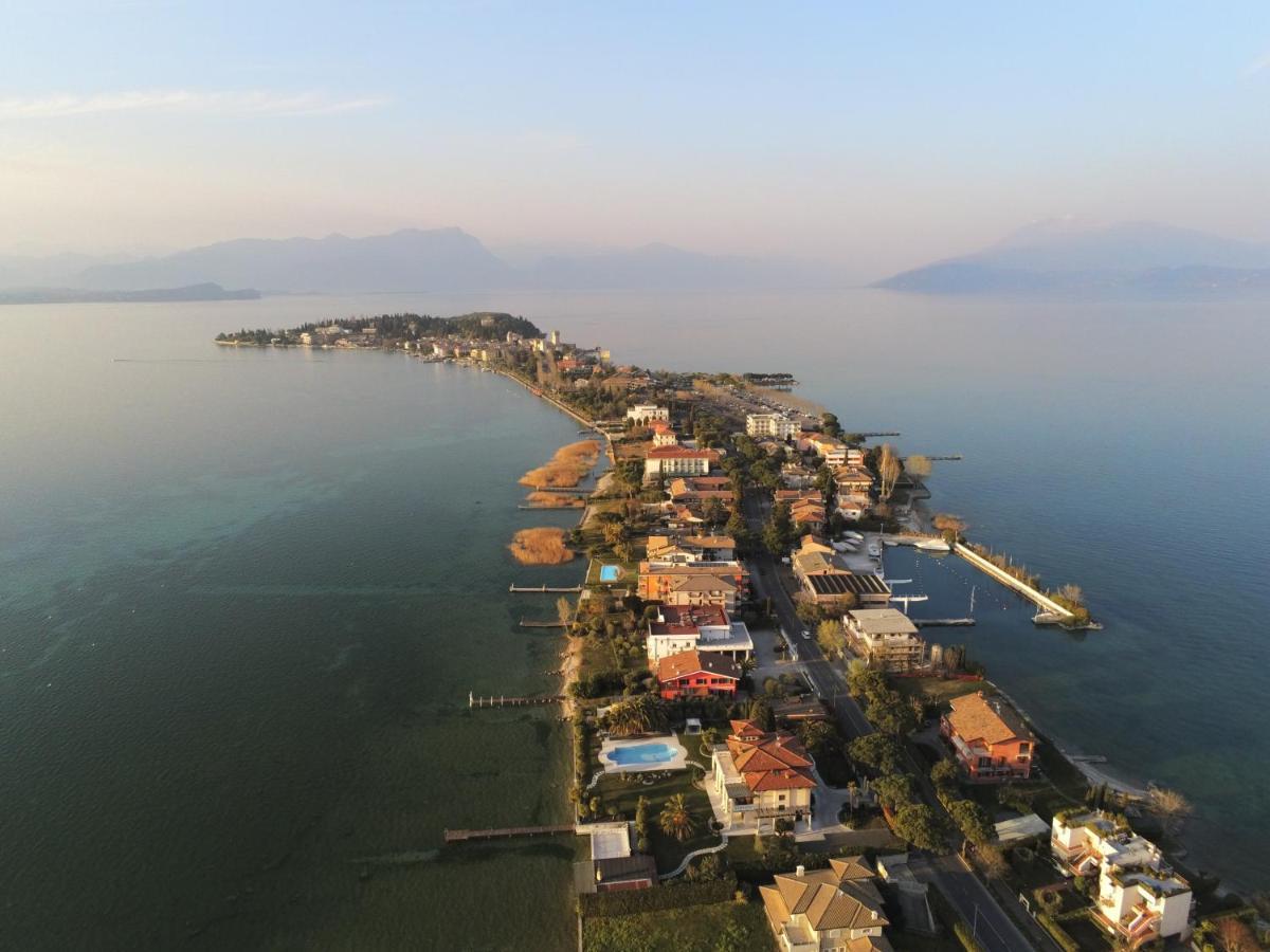 Le Petit Du Lac Sirmione Luaran gambar