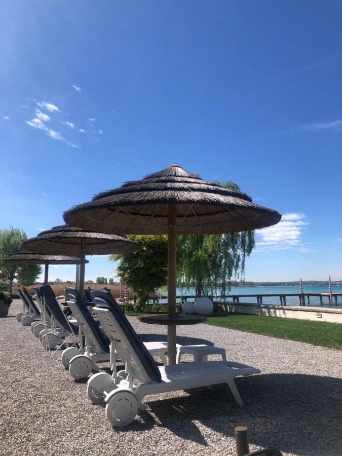 Le Petit Du Lac Sirmione Luaran gambar